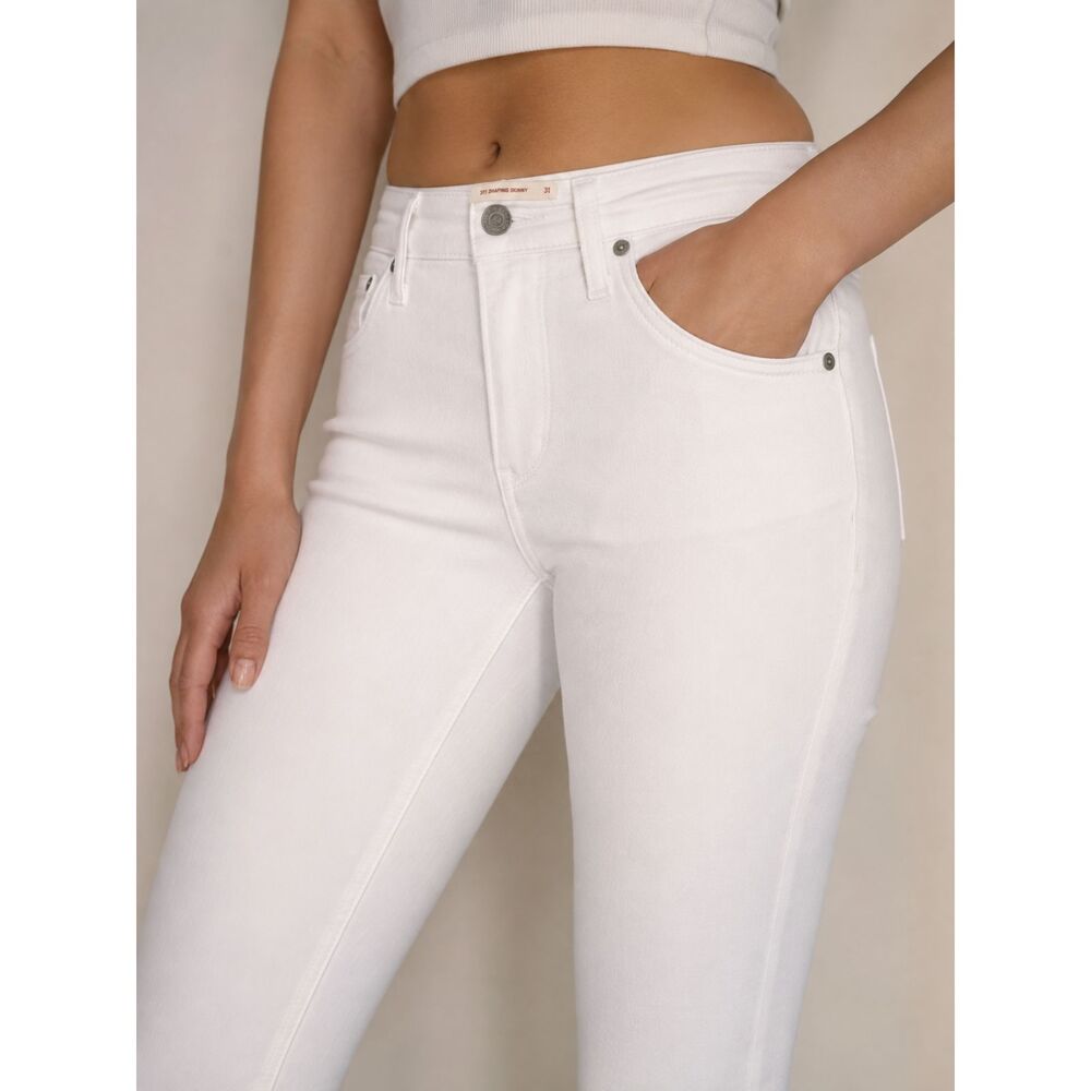 Classic White Slim Jeans Levi’s 311 Shaping Skinny size 31